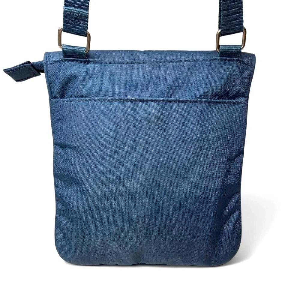 Baggallini Small Blue Nylon Crossbody Women's Flap Top Canvas Strap Everyday